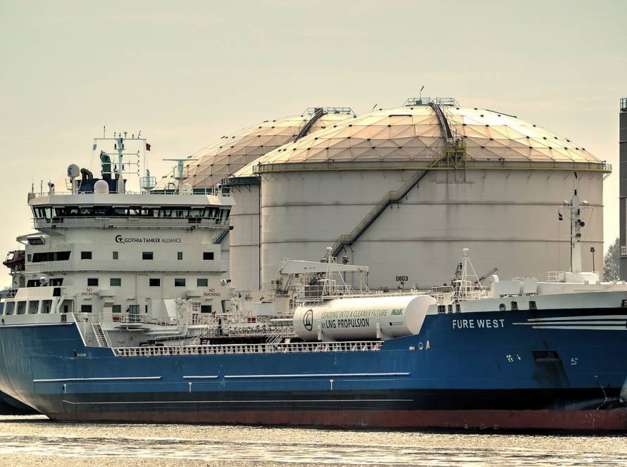 tanker, ship, oil tanker-2875593.jpg